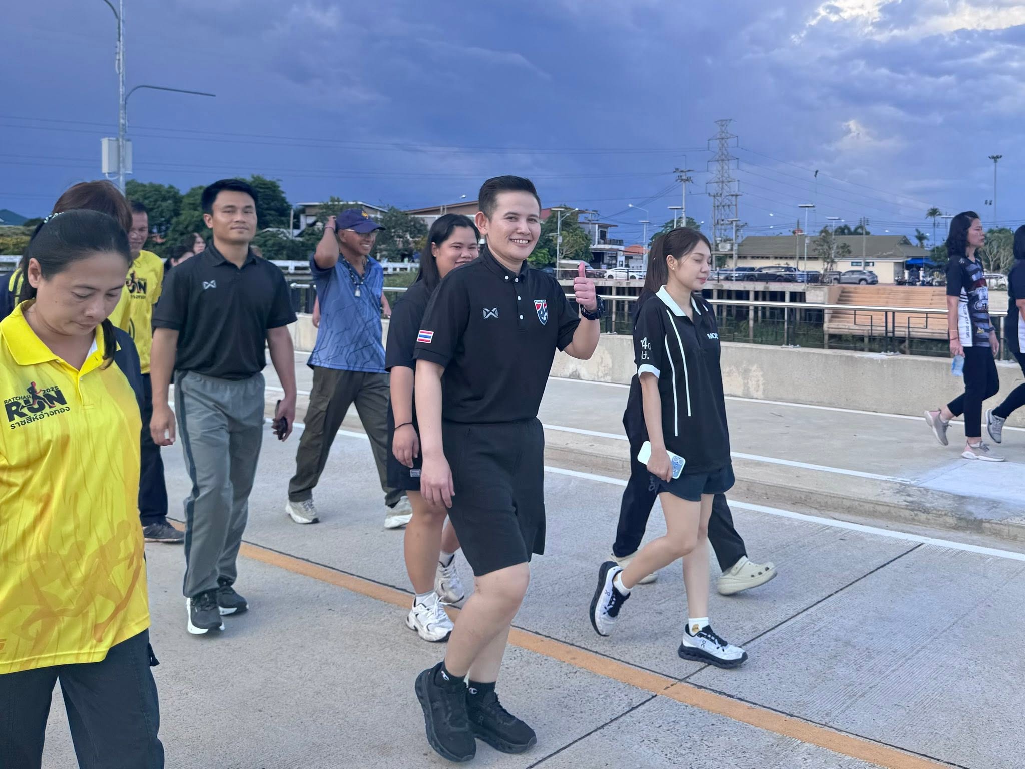 title - ส.ป.ก.อ่างทอง เข้าร่วมกิจกรรม “ผู้ว่าพาเดิน วิ่ง Walk Run ต้าน Stroke Season 2